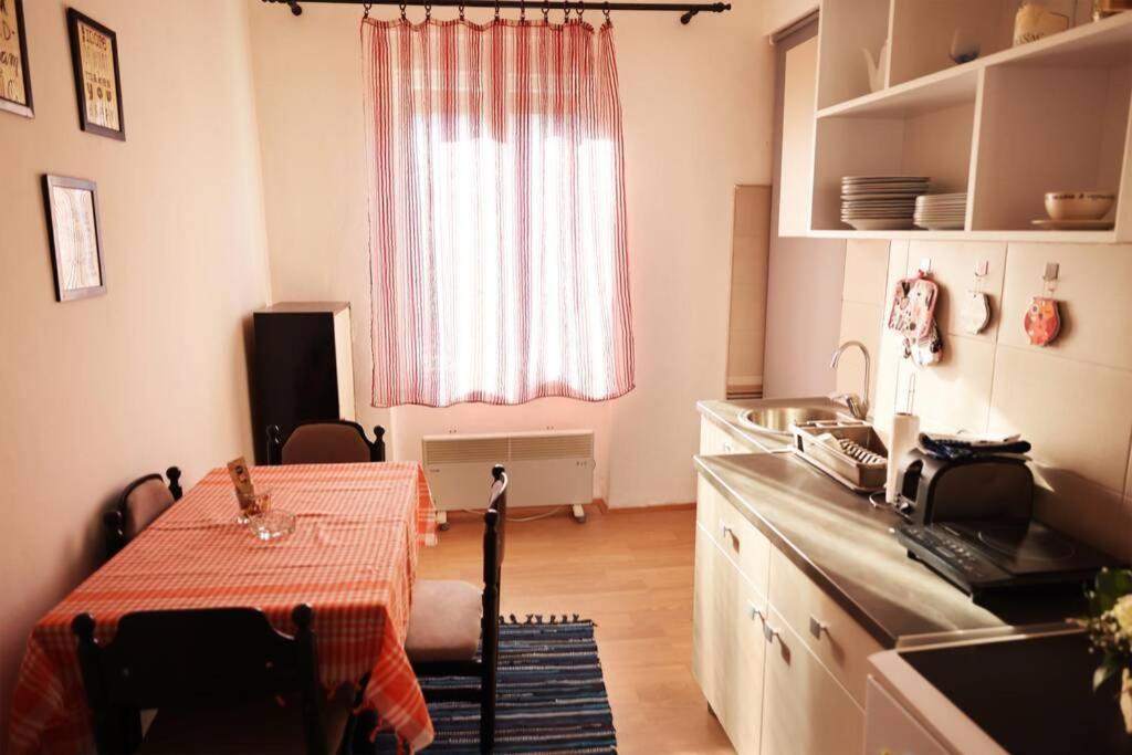 Viki Apartment Centar Ni Buitenkant foto