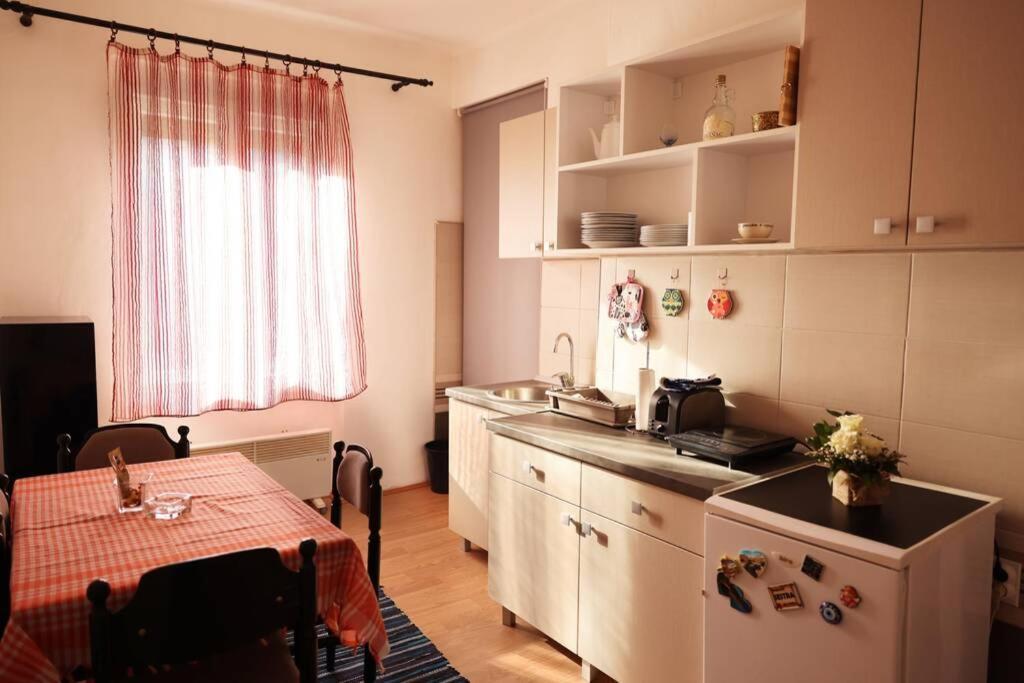 Viki Apartment Centar Ni Buitenkant foto